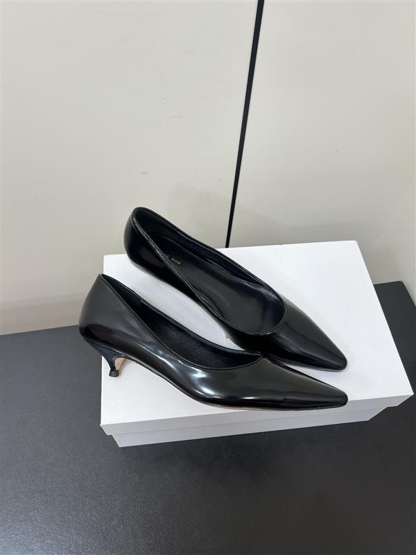 2025112717393934 310